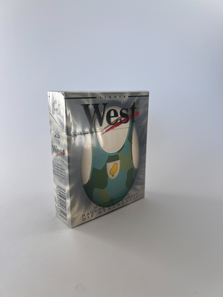 West Lights „Rührt euch!“