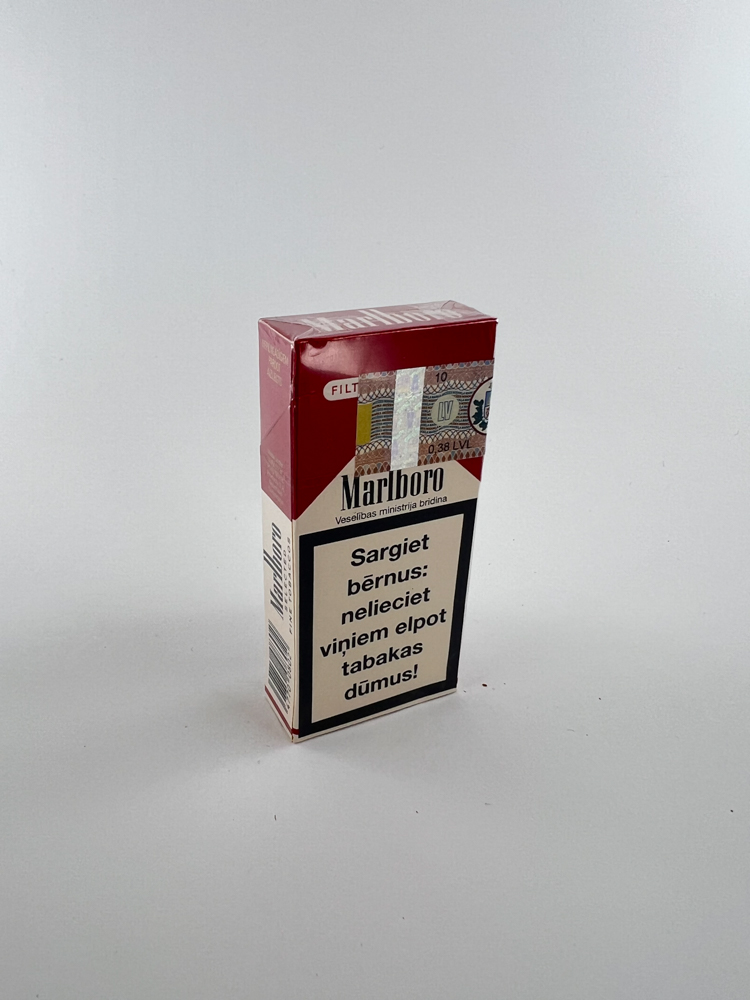 Marlboro “Red – Filter Cigarettes” - Image 2