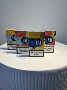 L&M spalvinės linijos